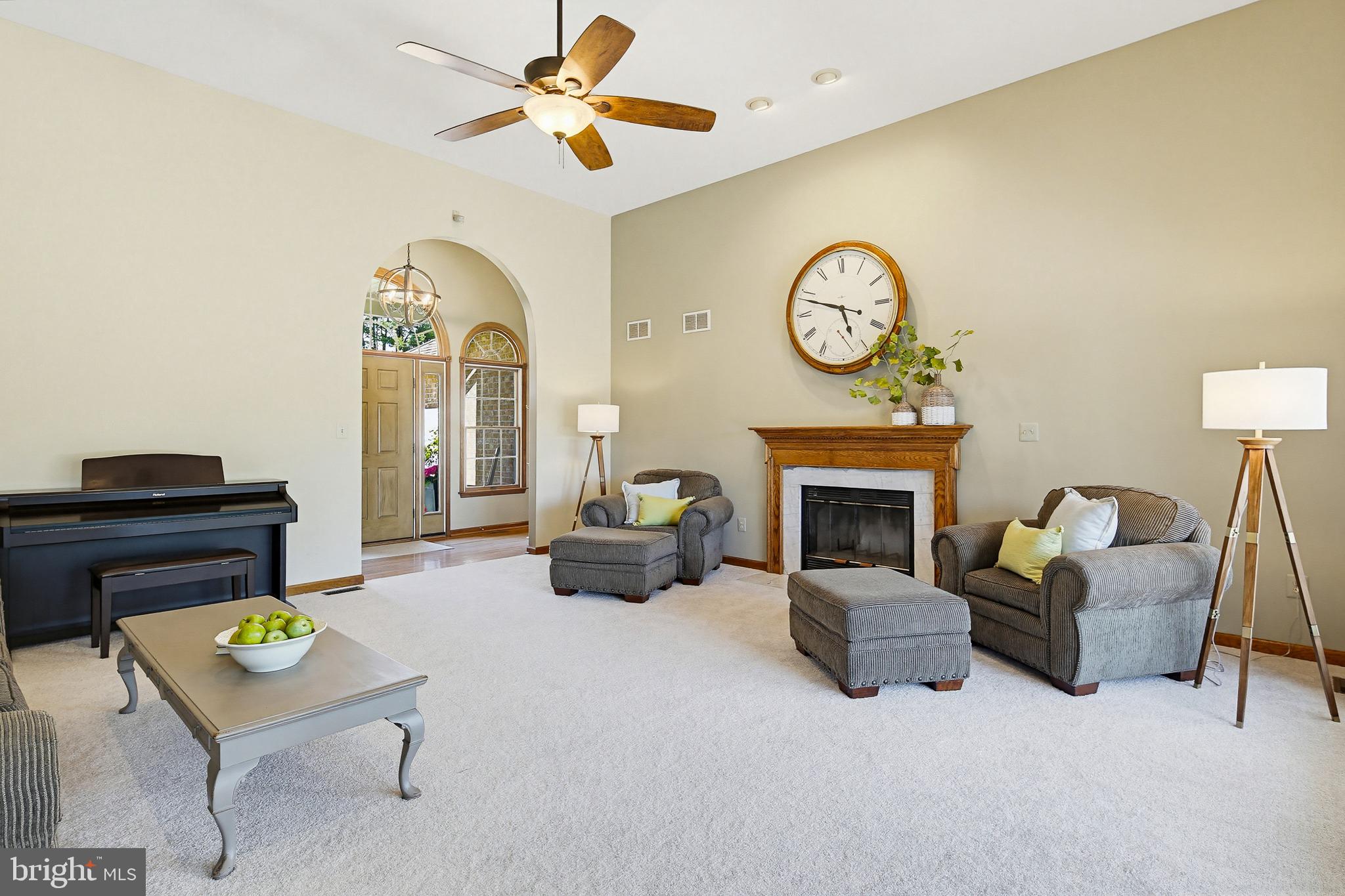 EMERALD VALLEY - Residential