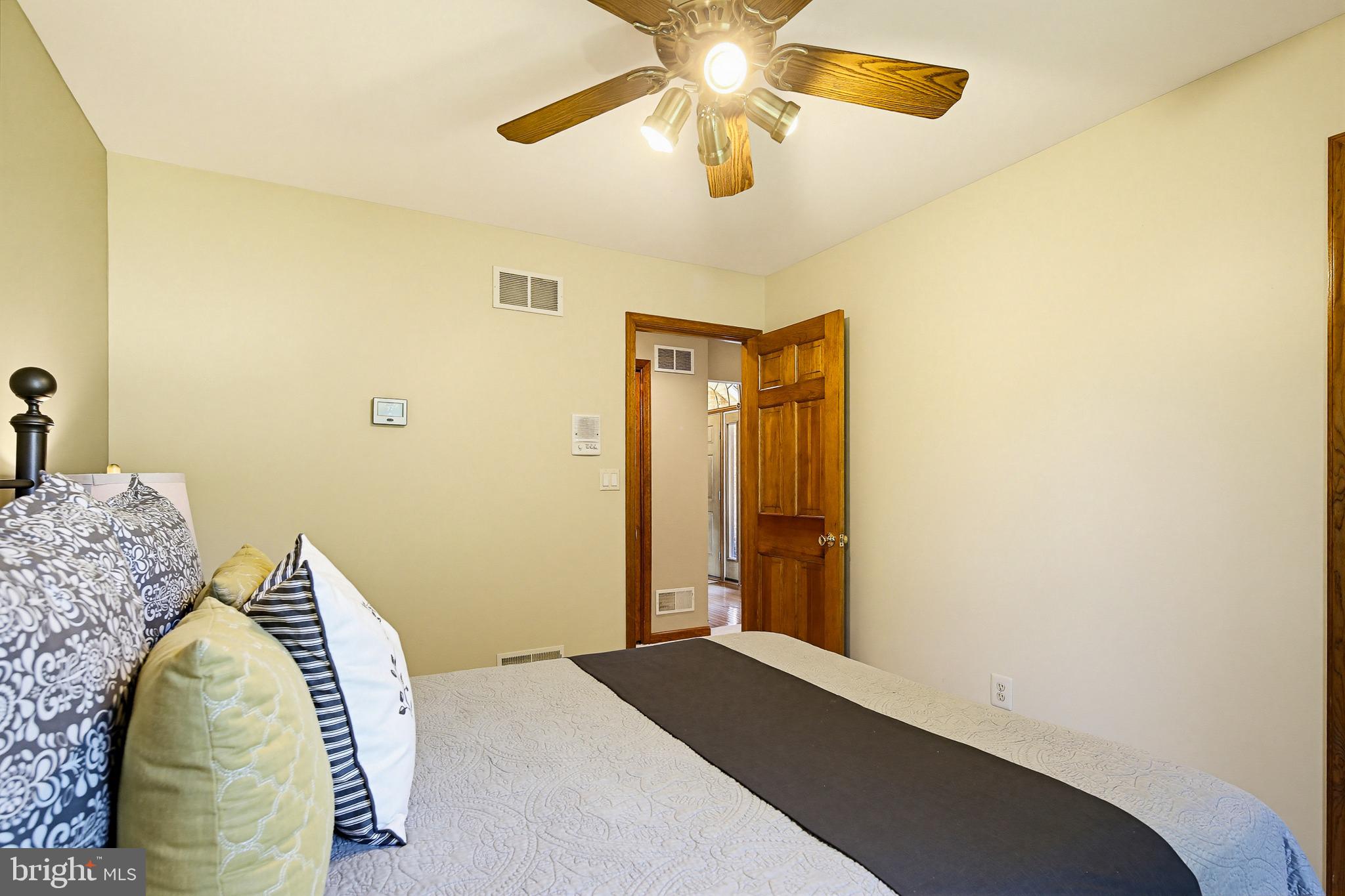 EMERALD VALLEY - Residential