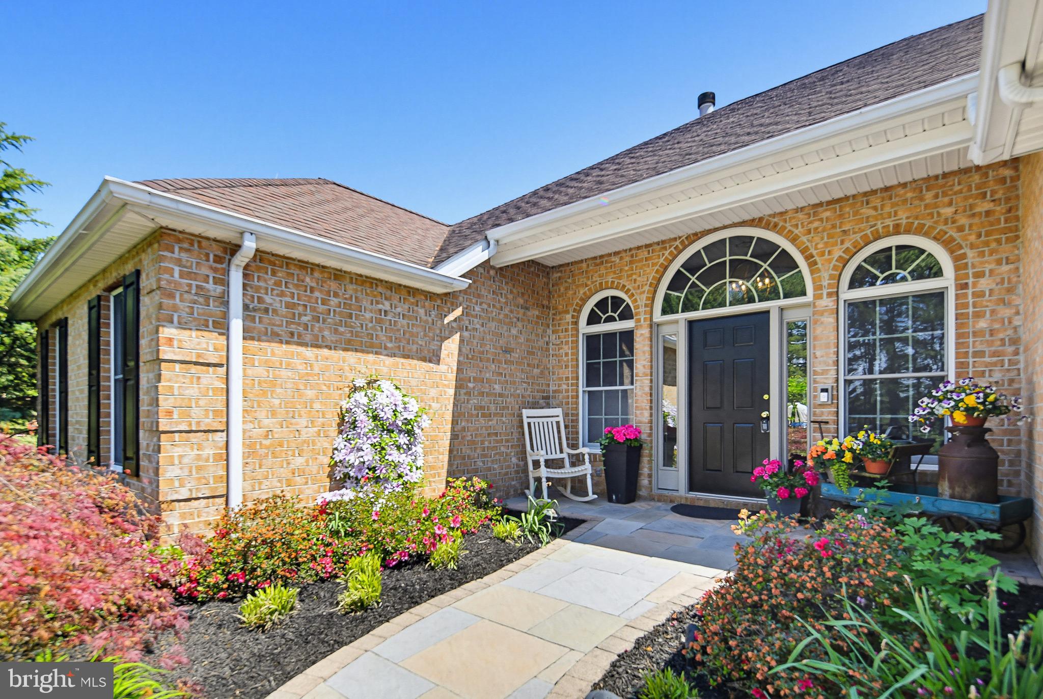 EMERALD VALLEY - Residential