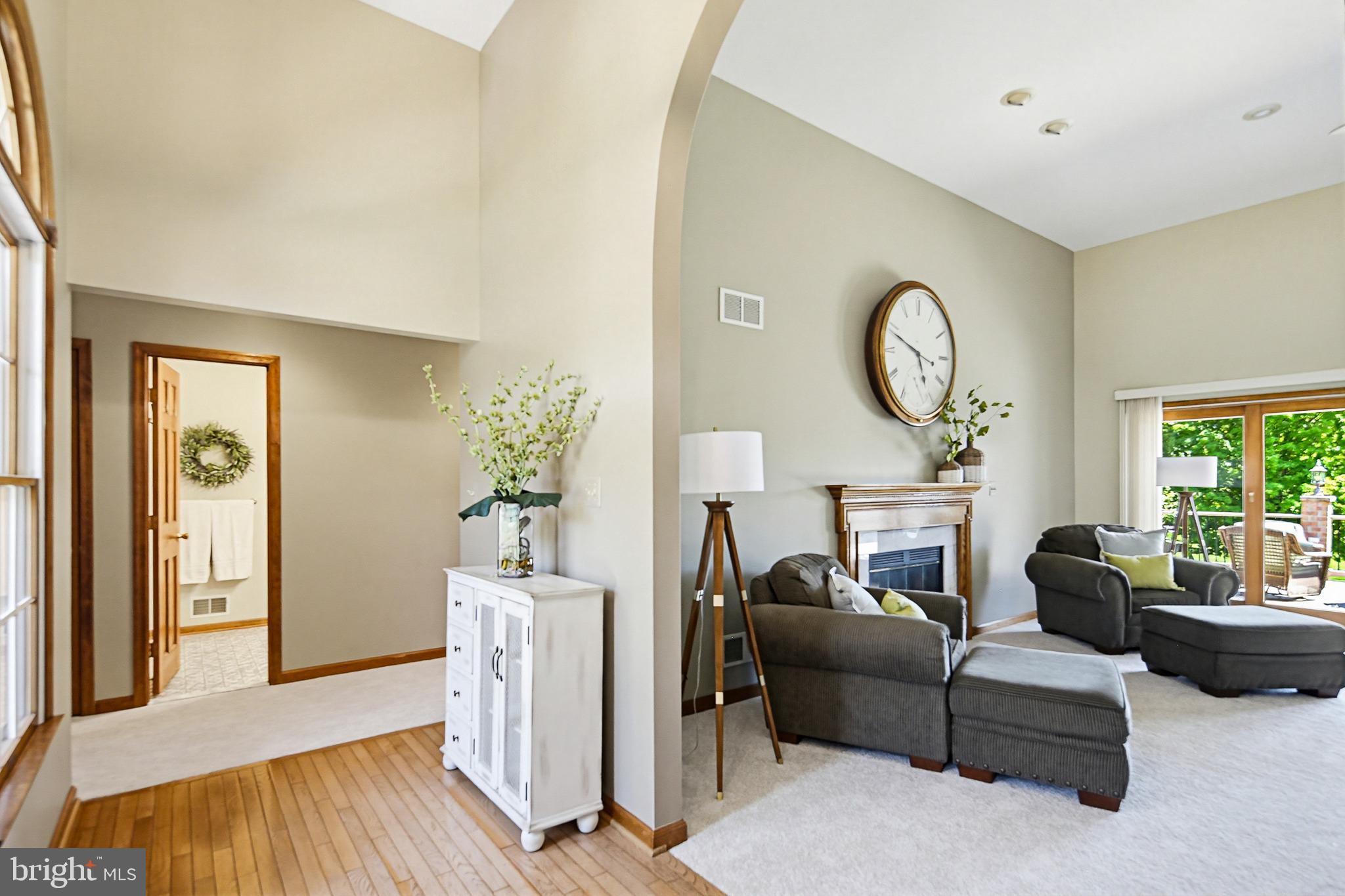 EMERALD VALLEY - Residential