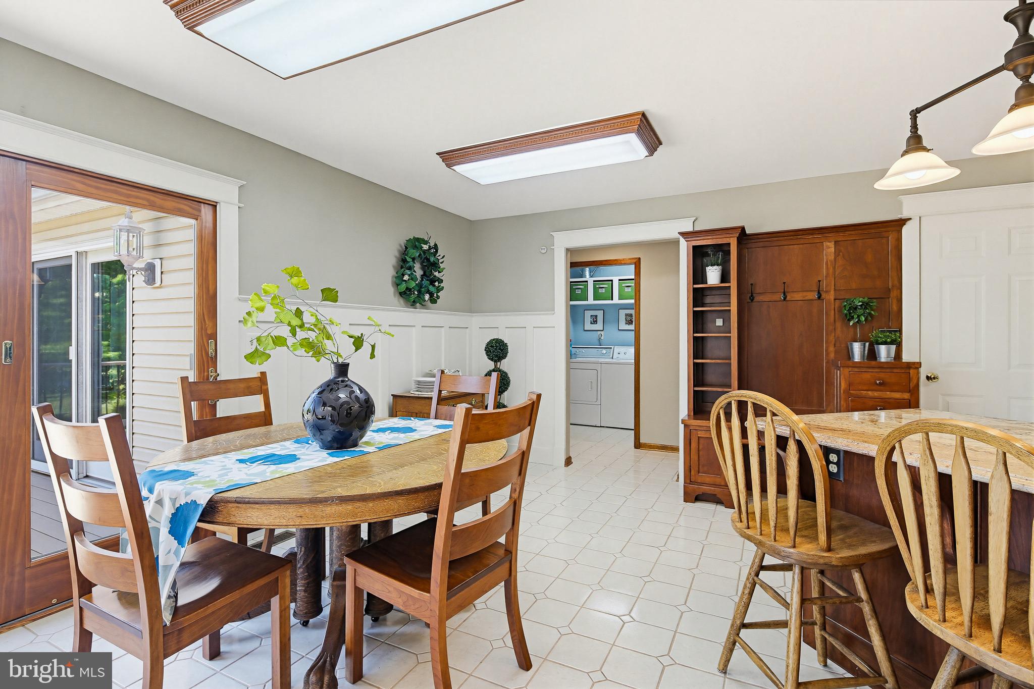 EMERALD VALLEY - Residential