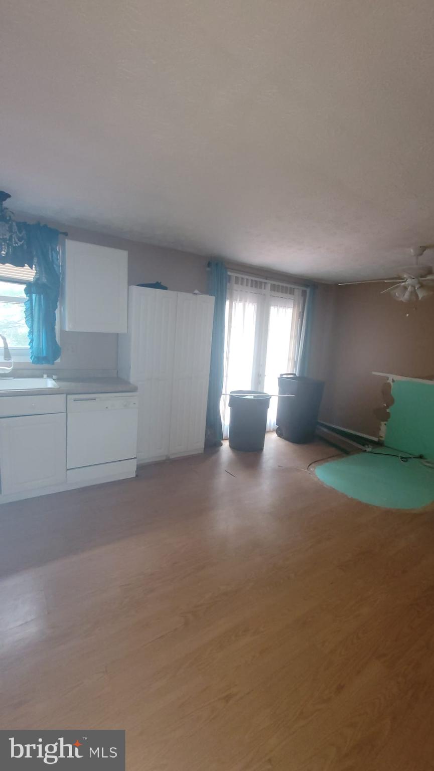 SHERMANS HILL - Residential