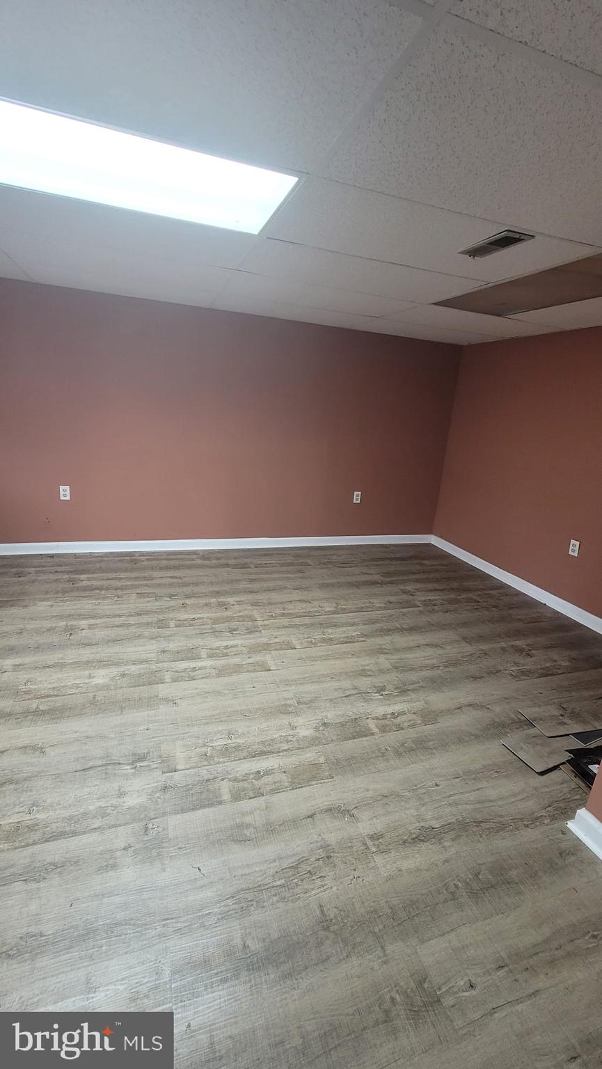 SHERMANS HILL - Residential