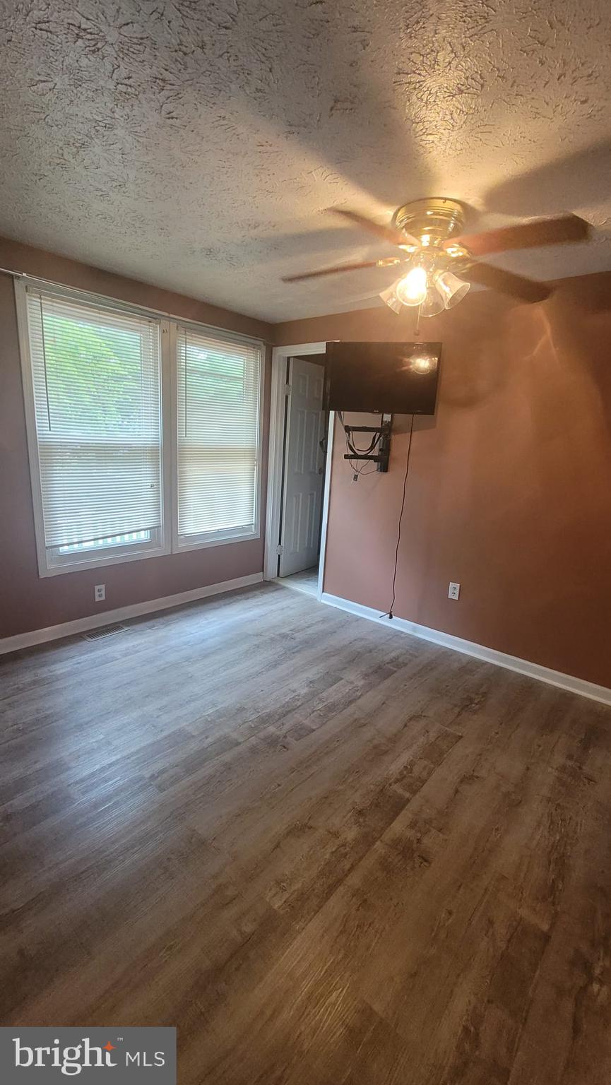 SHERMANS HILL - Residential