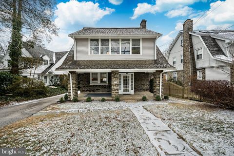 Homes For Sale - 1122 Montgomery Avenue<br/> NARBERTH, PA 19072