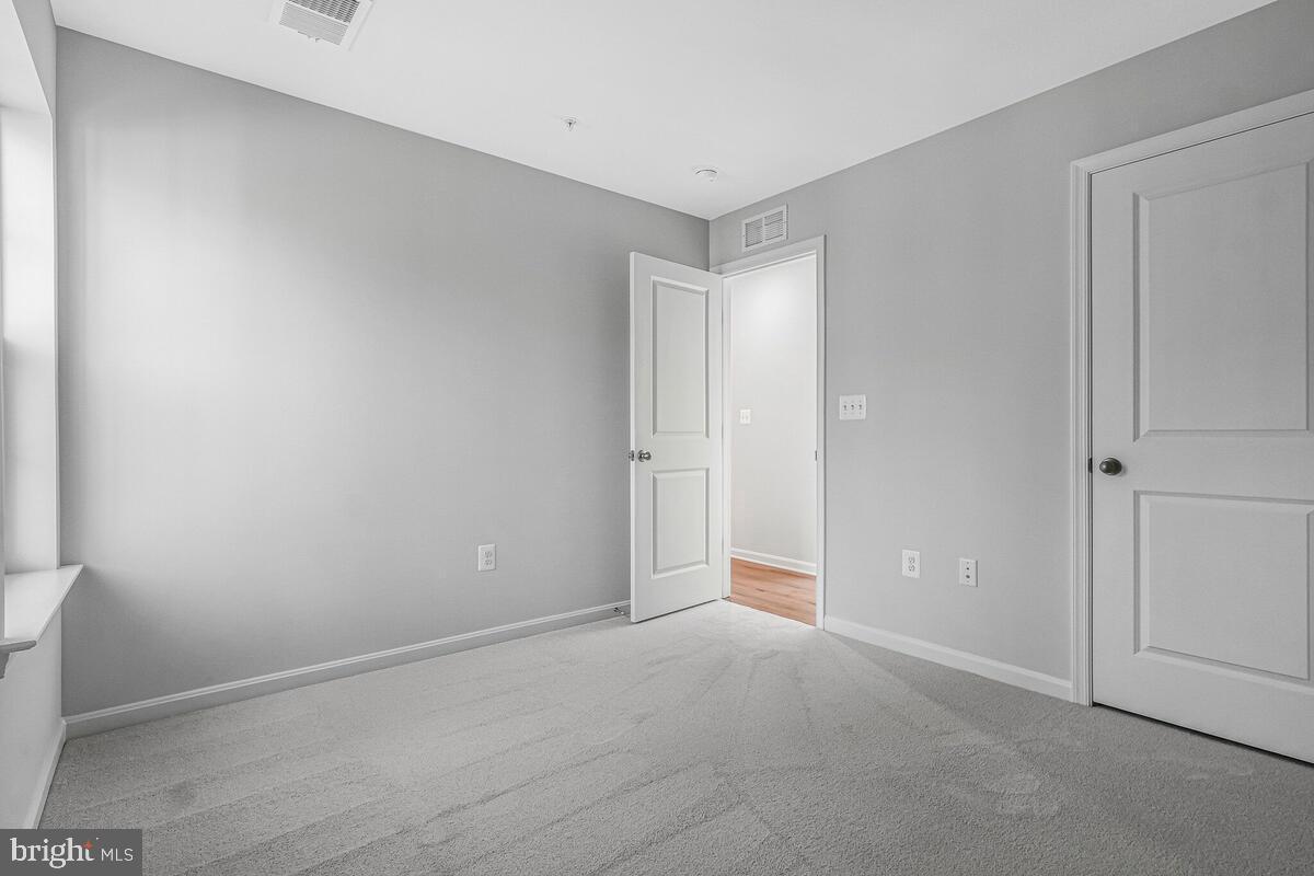 CAMP SPRINGS - Residential