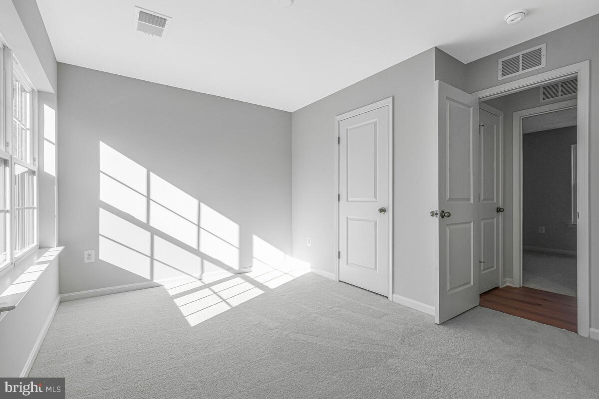 CAMP SPRINGS - Residential