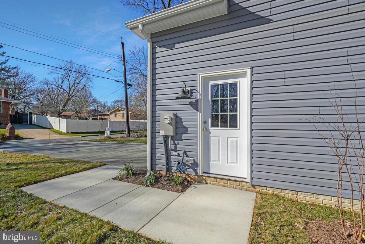 CAMP SPRINGS - Residential