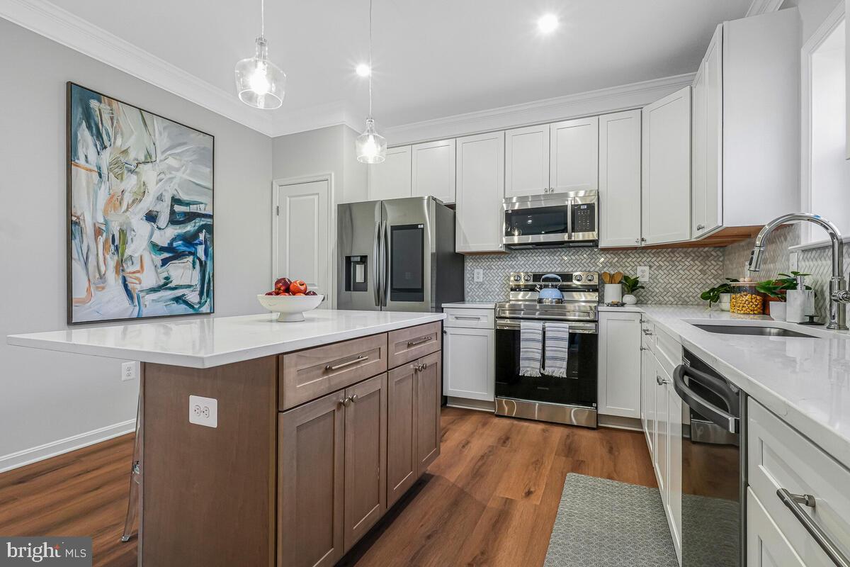 CAMP SPRINGS - Residential