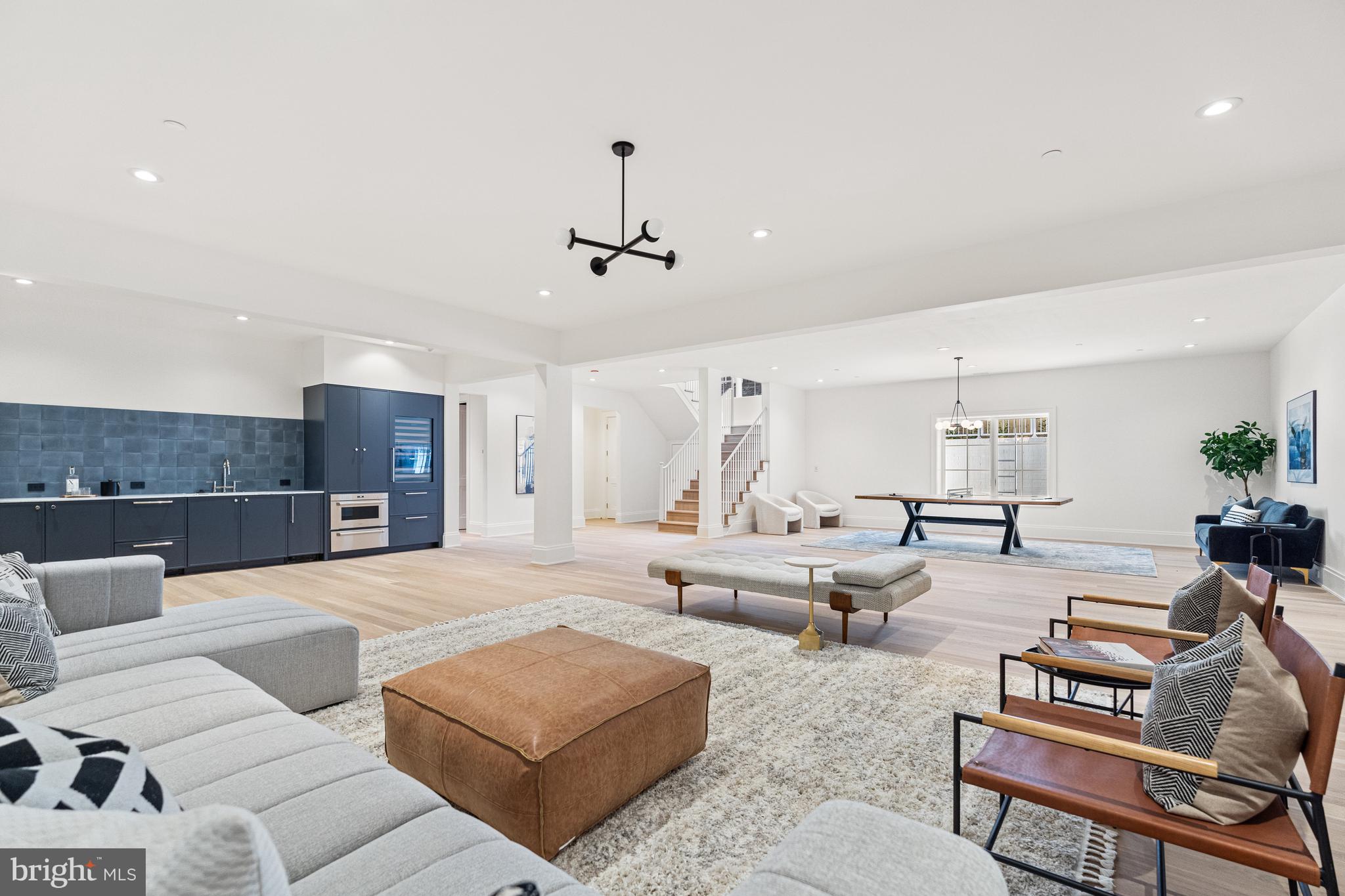 WESLEY HEIGHTS - Residential