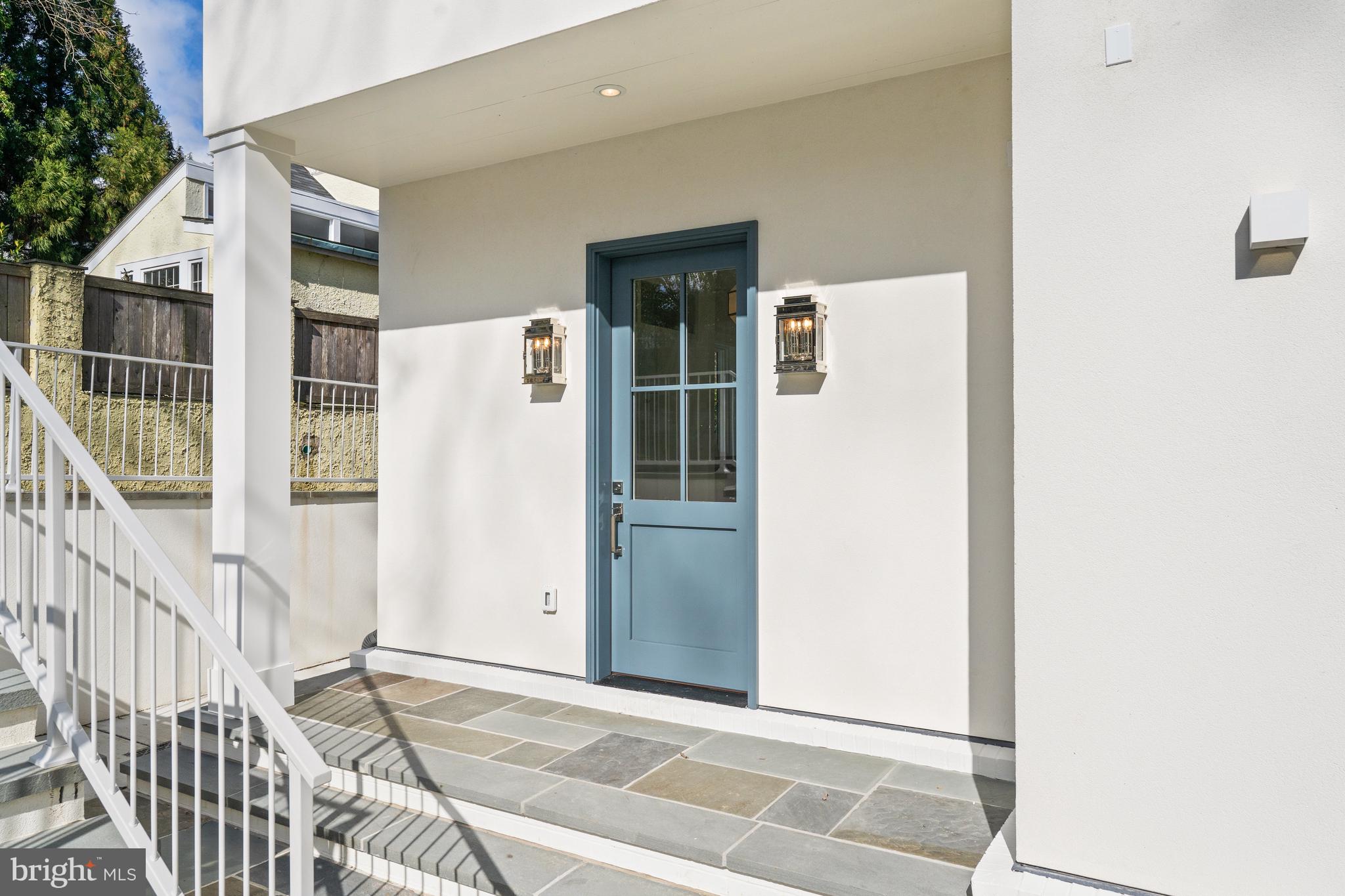 WESLEY HEIGHTS - Residential