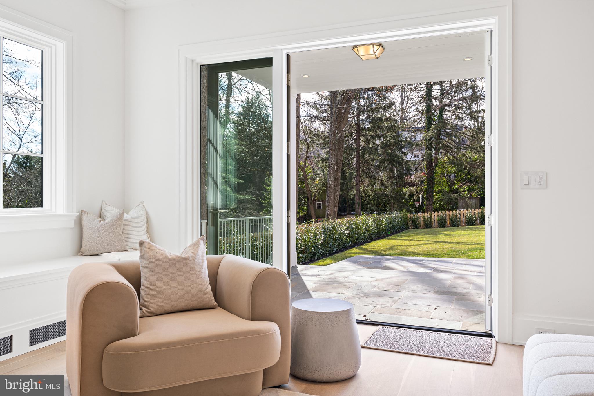 WESLEY HEIGHTS - Residential