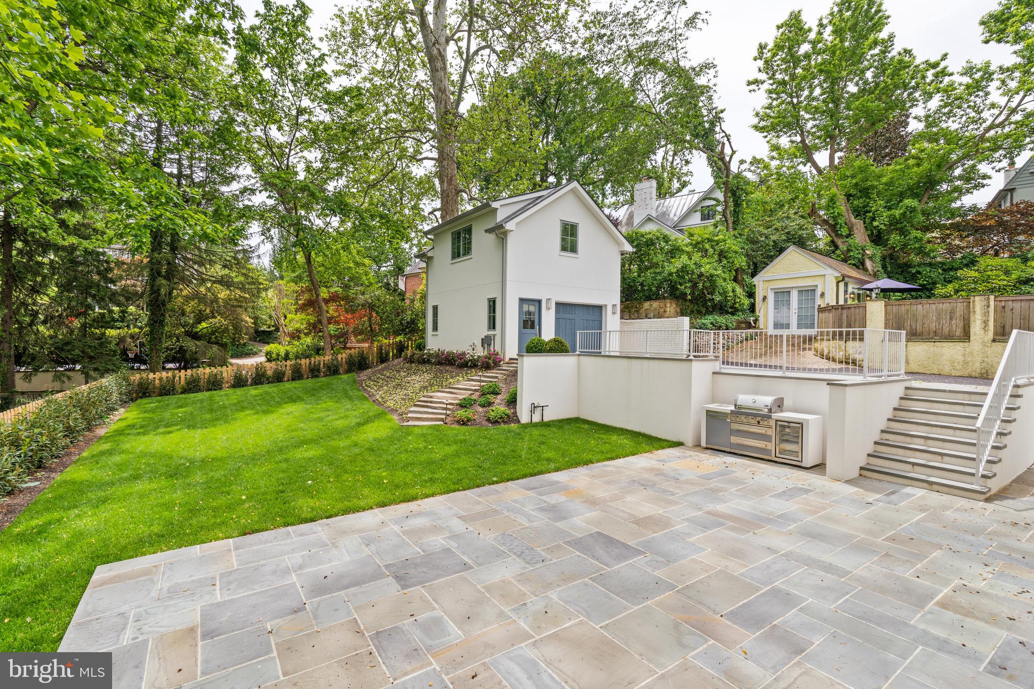 WESLEY HEIGHTS - Residential