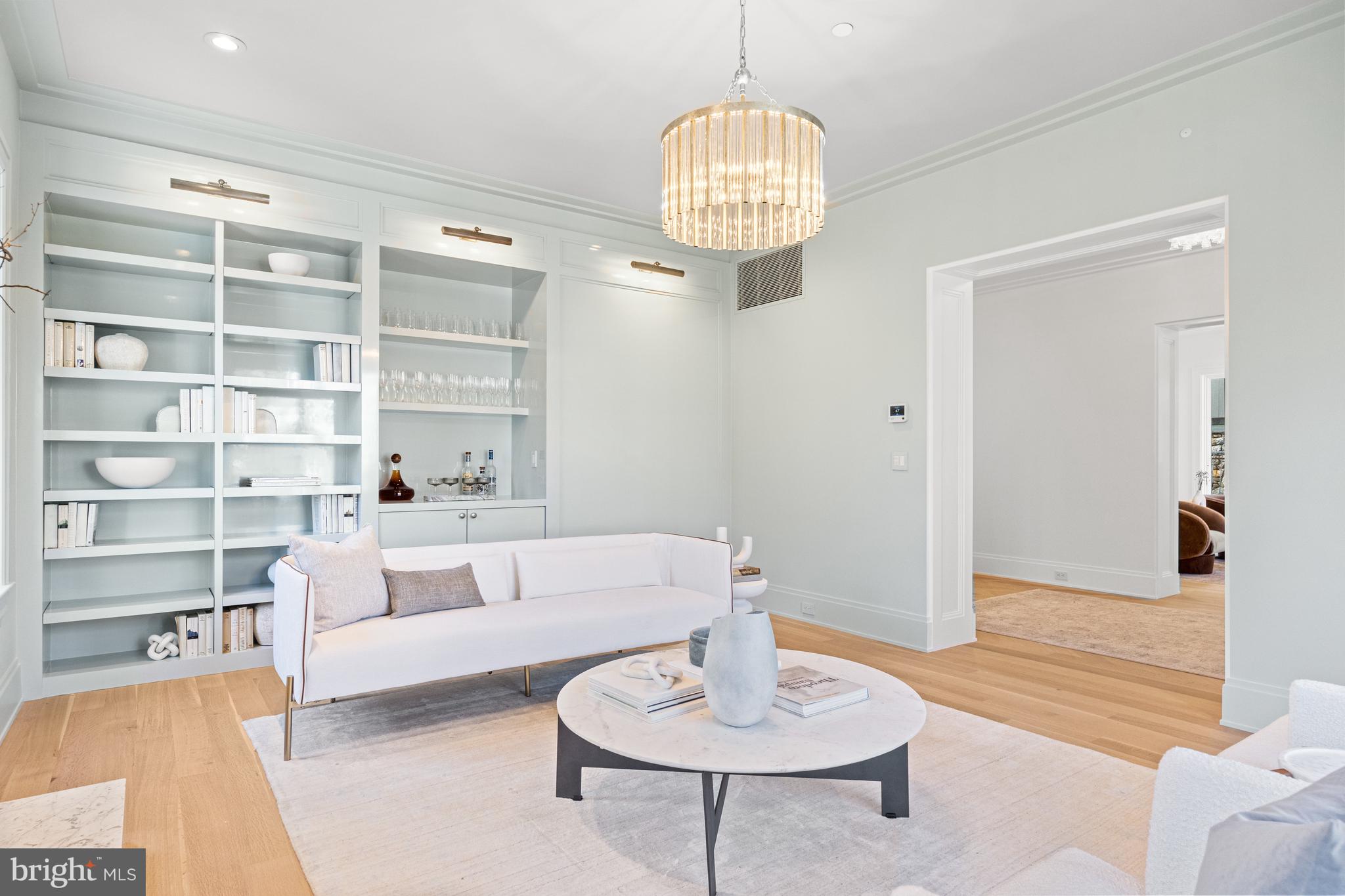 WESLEY HEIGHTS - Residential