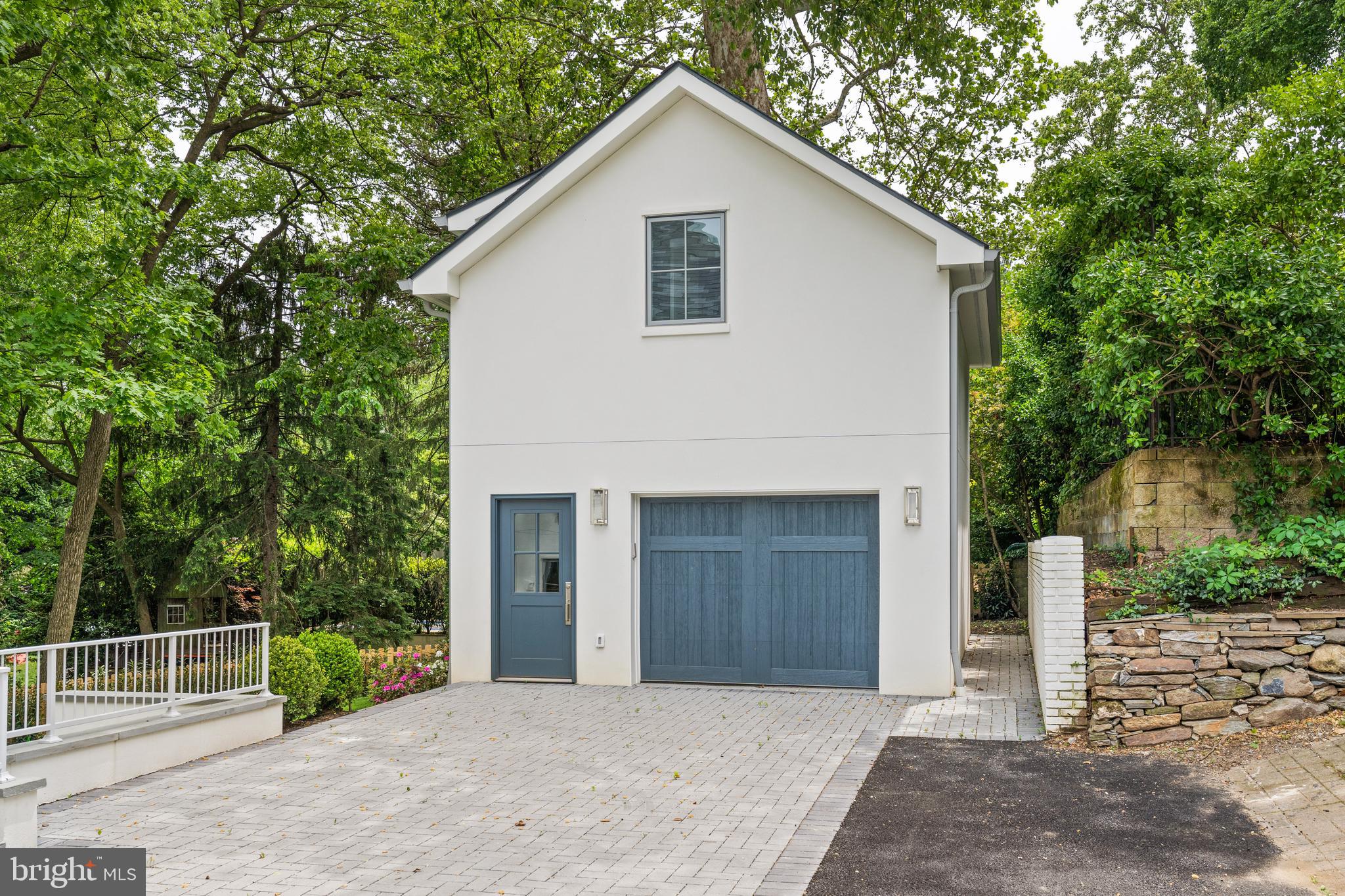 WESLEY HEIGHTS - Residential