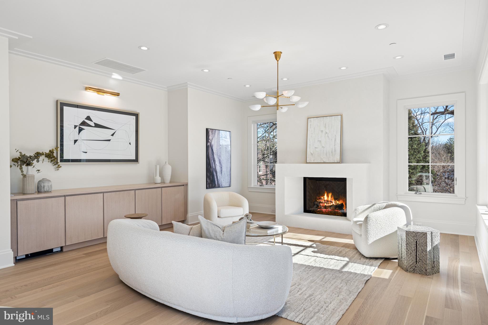 WESLEY HEIGHTS - Residential