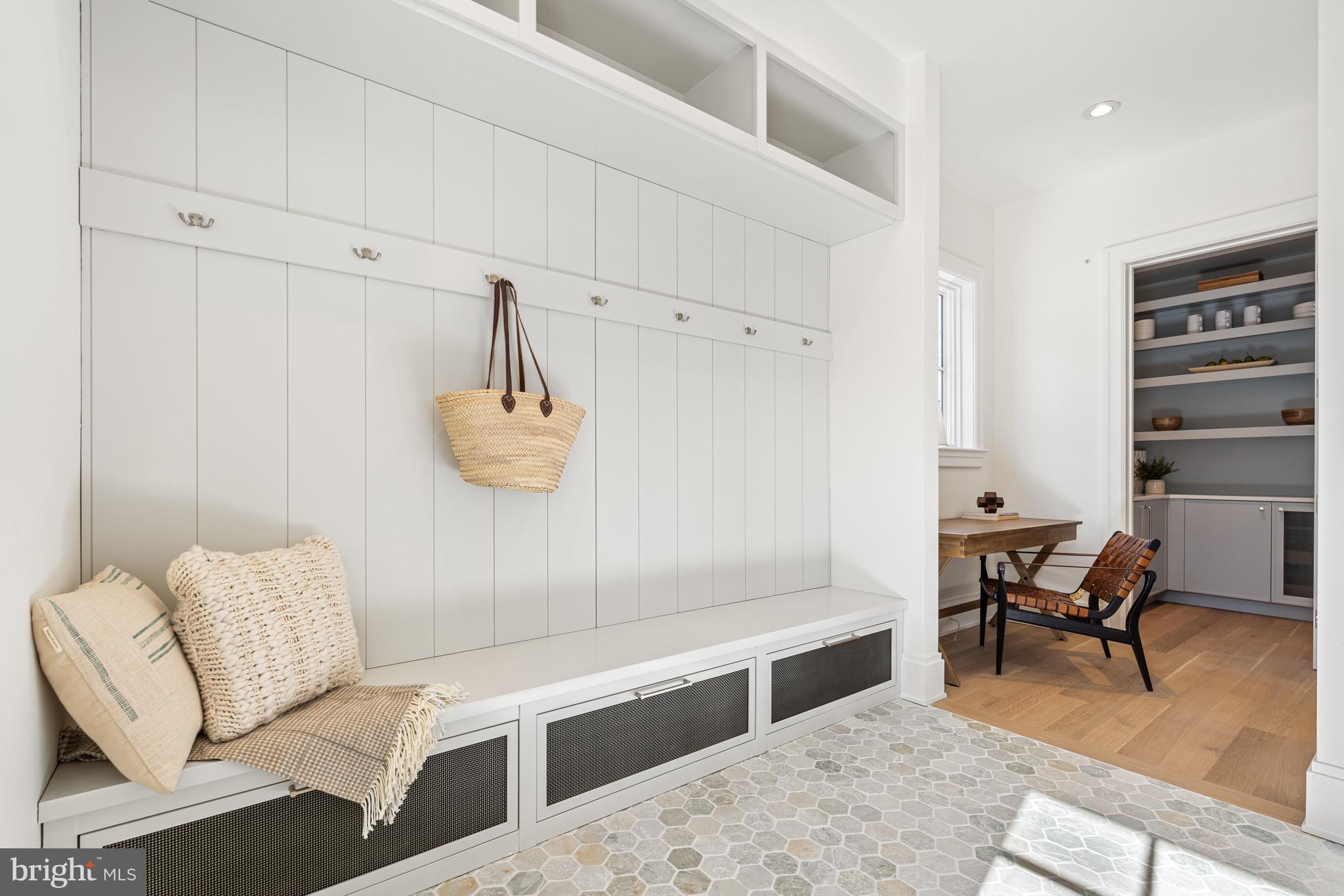 WESLEY HEIGHTS - Residential