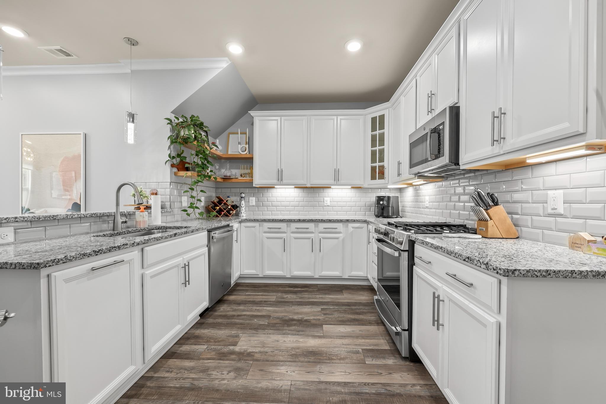 KINCORA - Residential