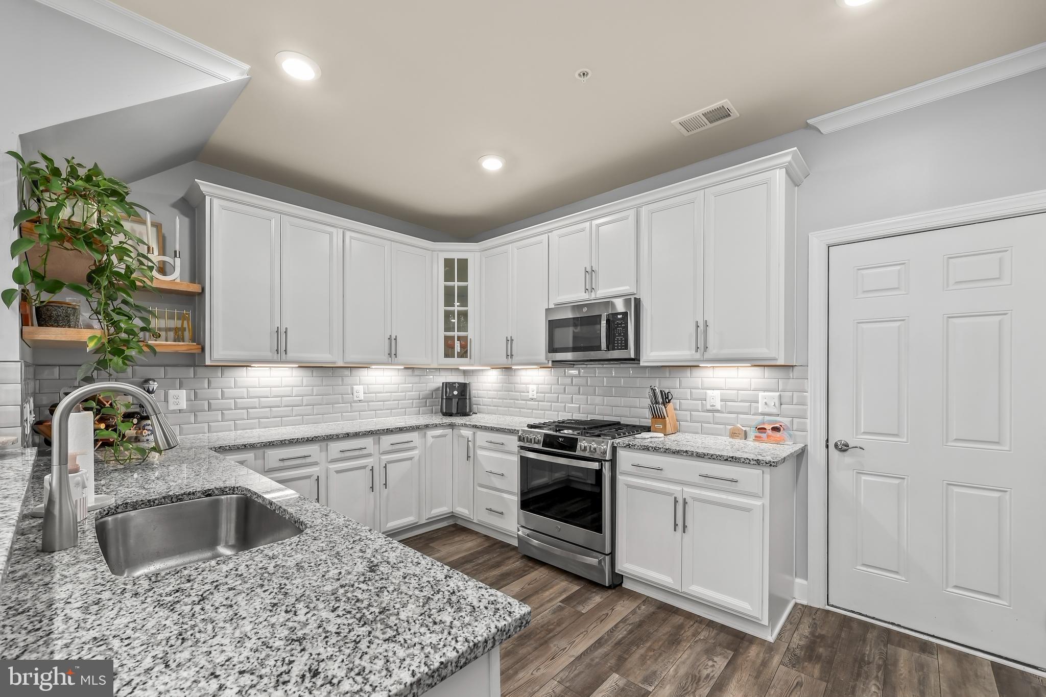 KINCORA - Residential