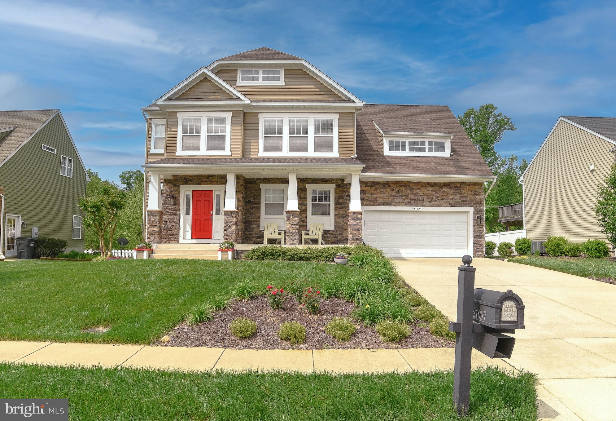 ELIZABETH HILLS - Residential