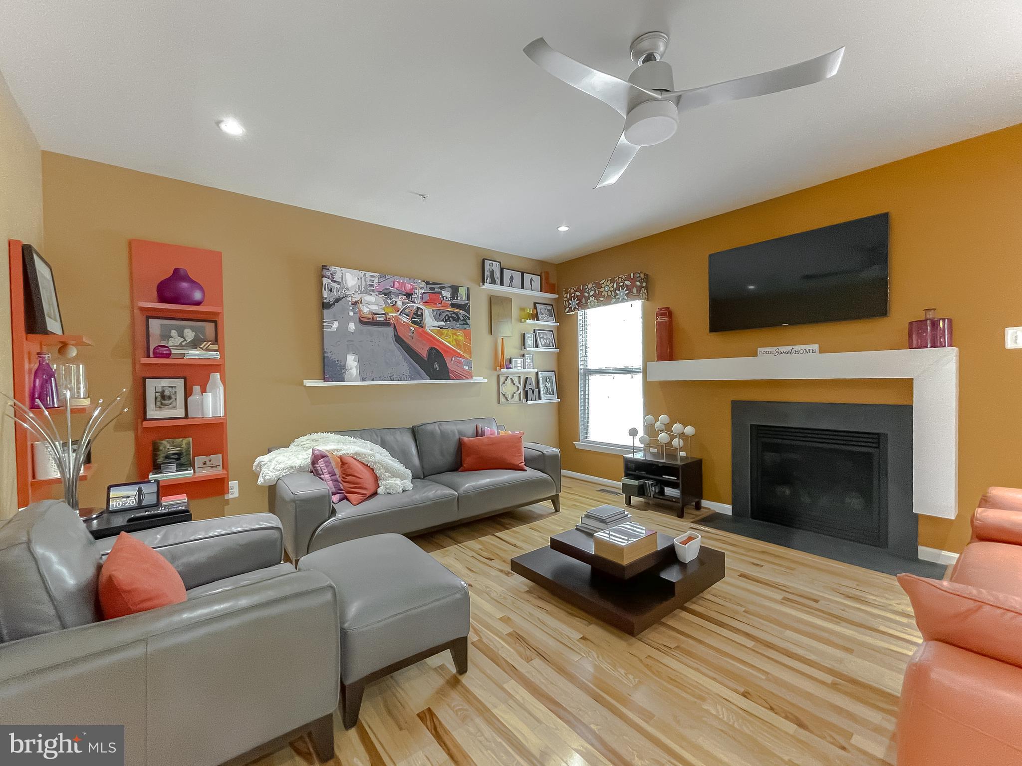 ELIZABETH HILLS - Residential