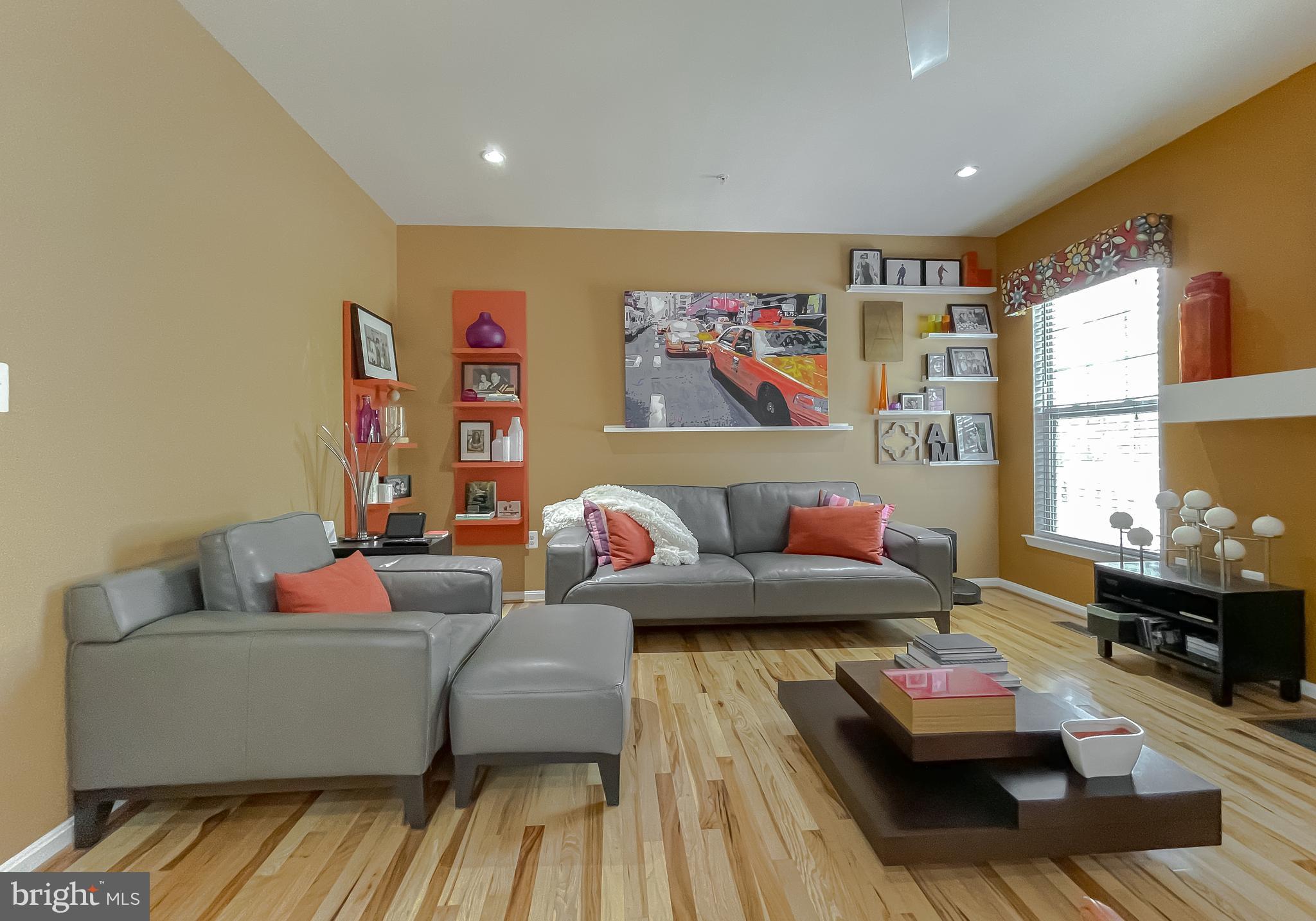 ELIZABETH HILLS - Residential