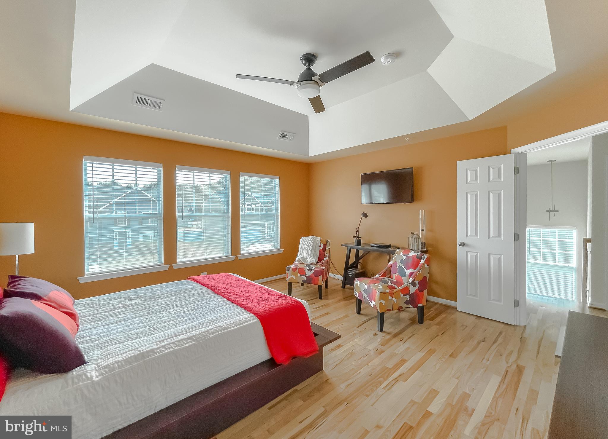 ELIZABETH HILLS - Residential