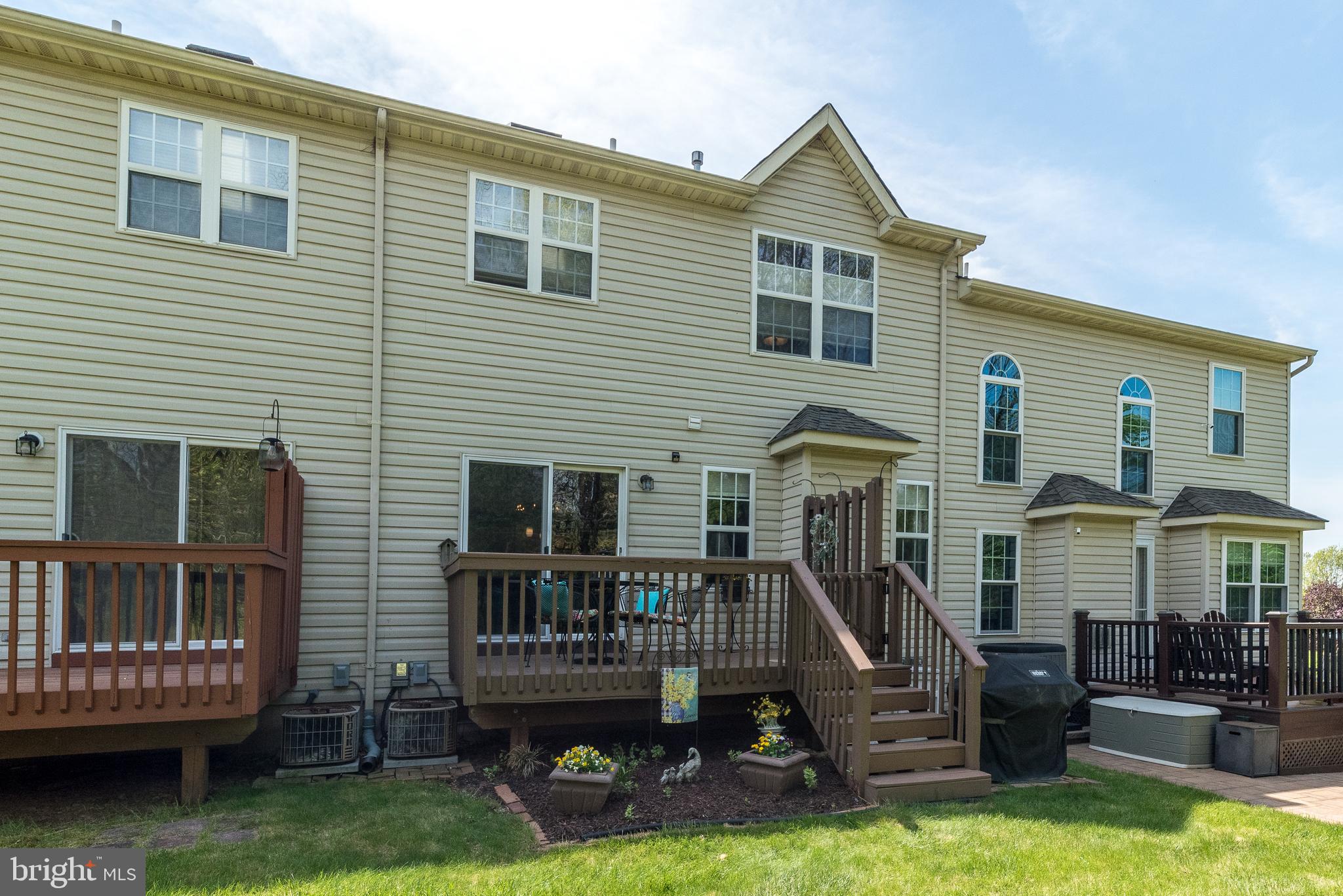 BELCOURT MANOR - Residential