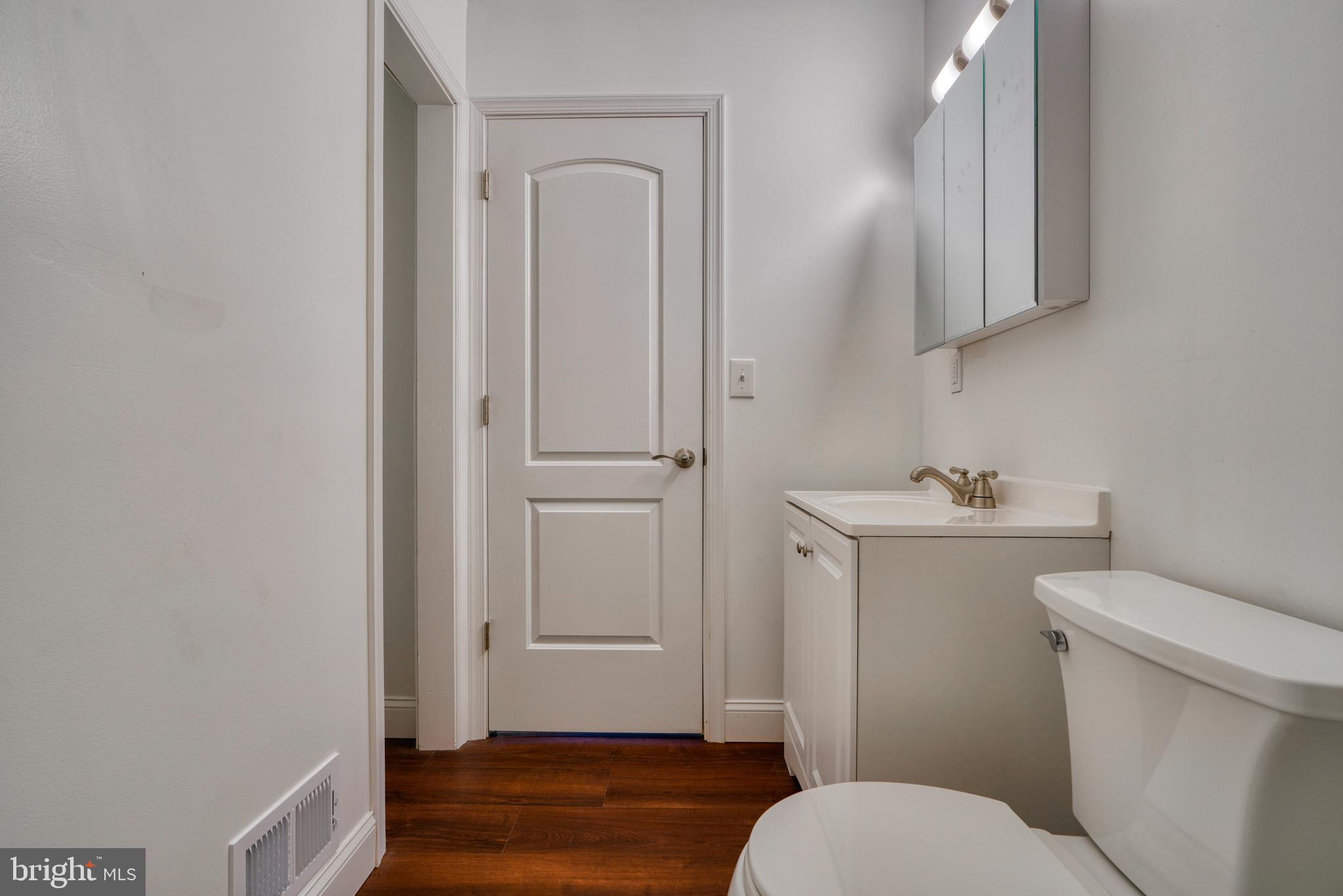 MERRITT HOMES - Residential Lease