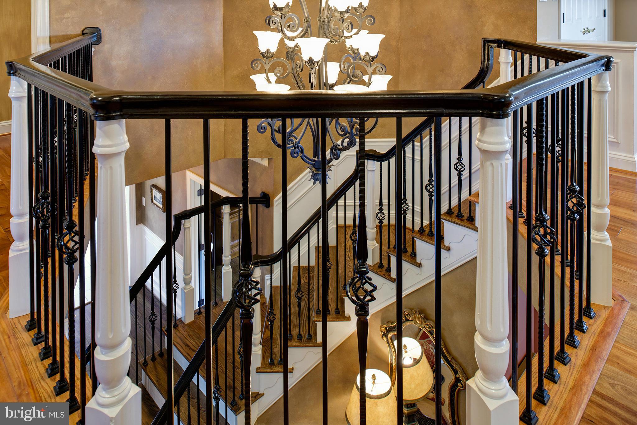 LEE'S CROSSING - Residential