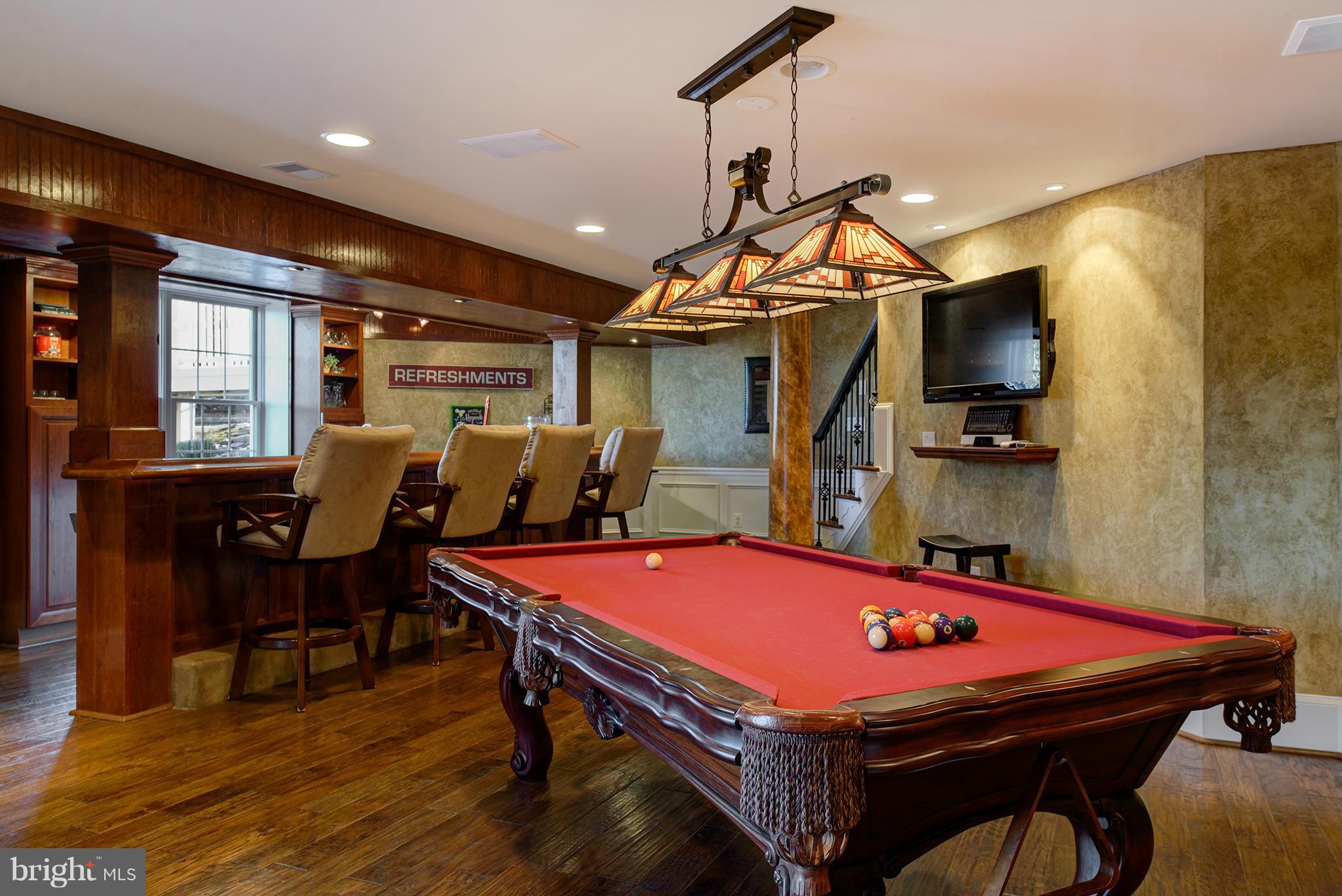 LEE'S CROSSING - Residential