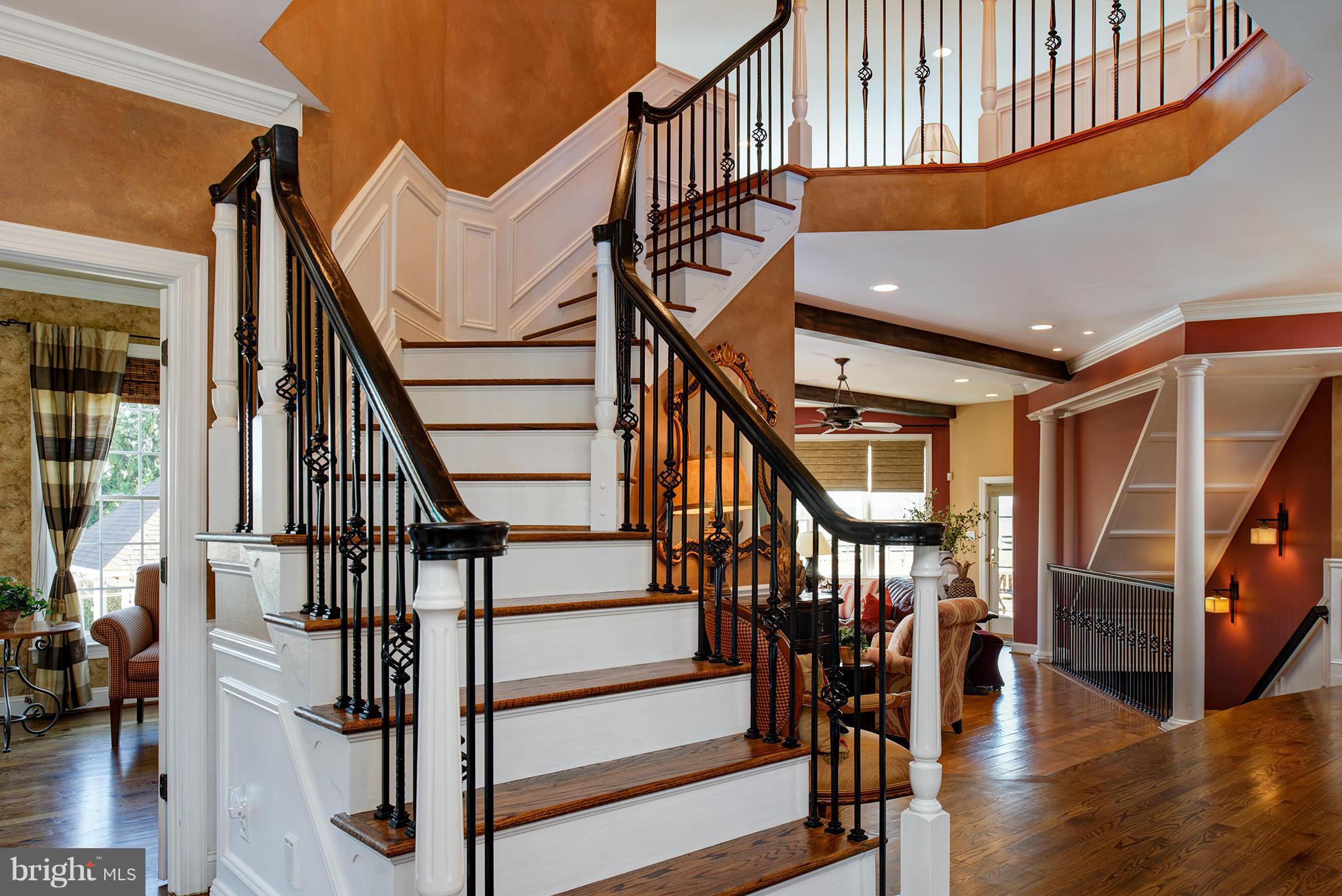 LEE'S CROSSING - Residential