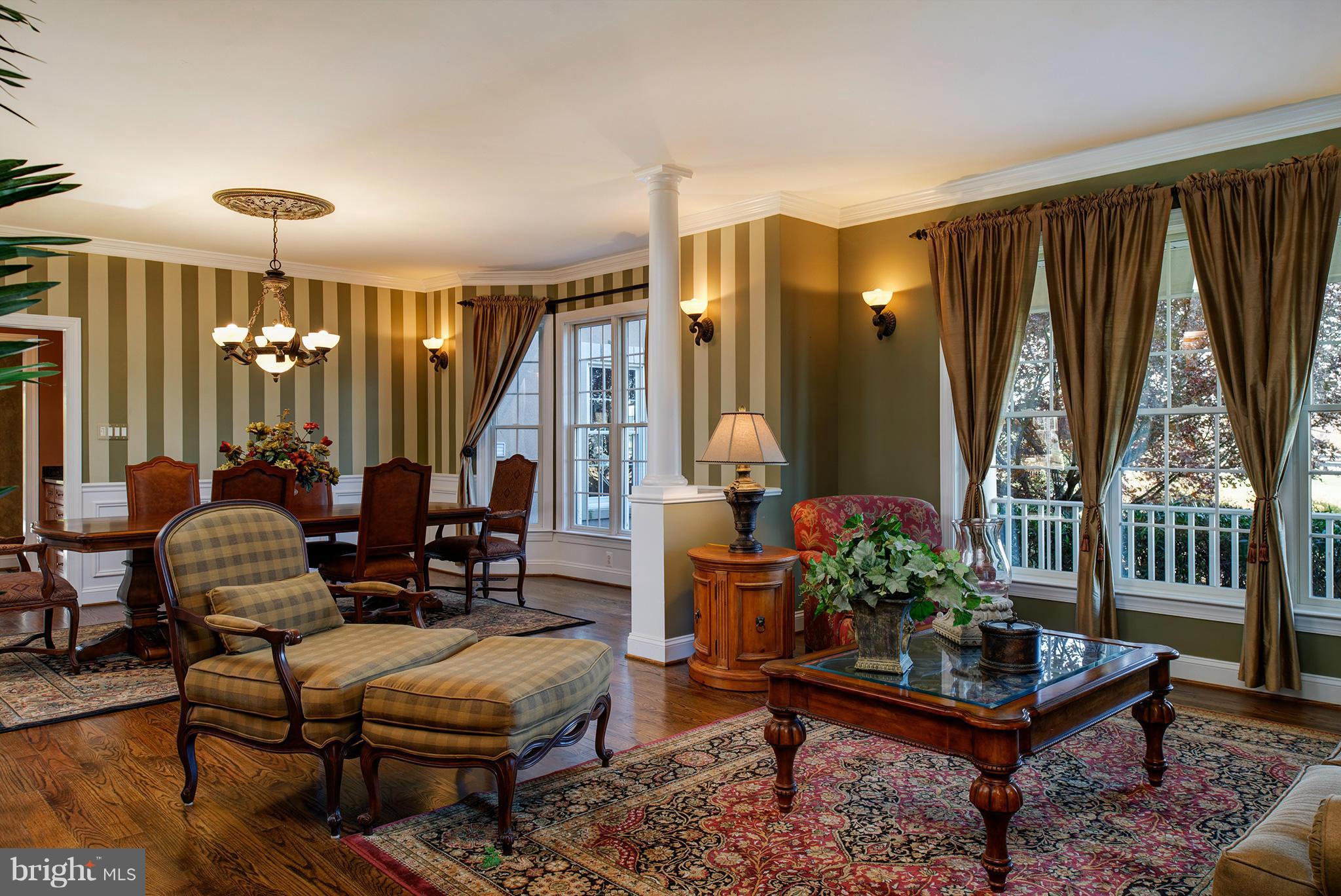 LEE'S CROSSING - Residential