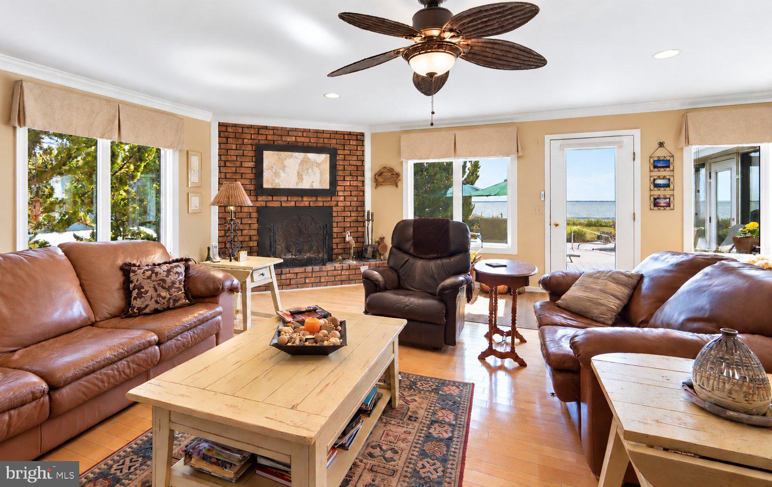 251 PROSPECT BAY DRIVE W