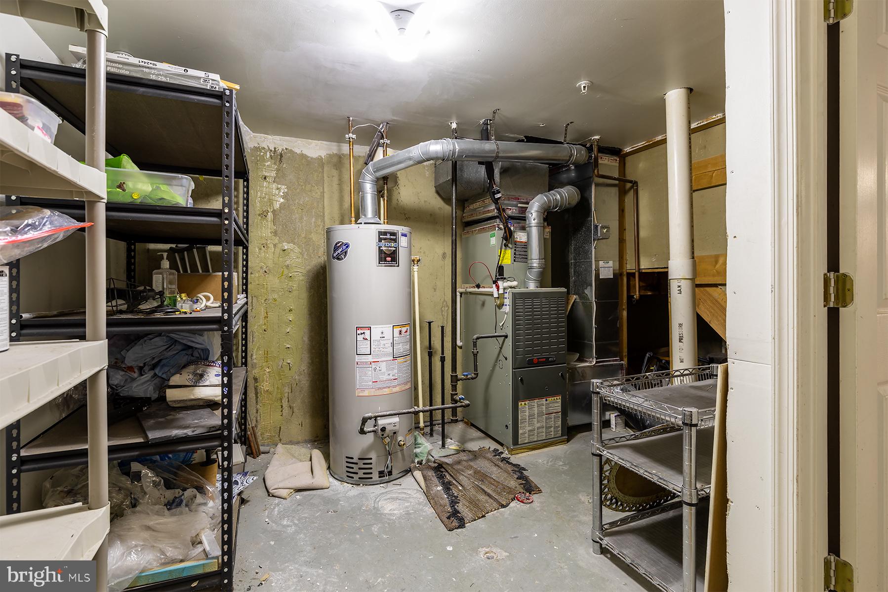 SEVEN OAKS - Residential