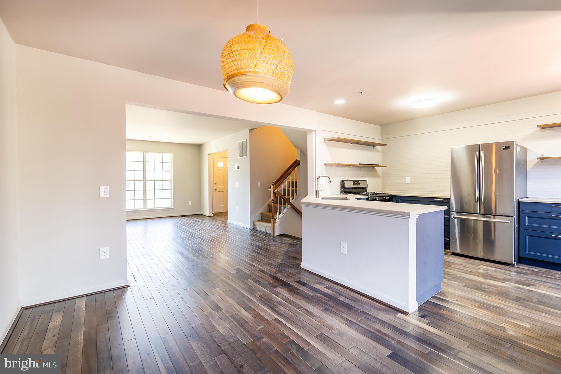 SEVEN OAKS - Residential