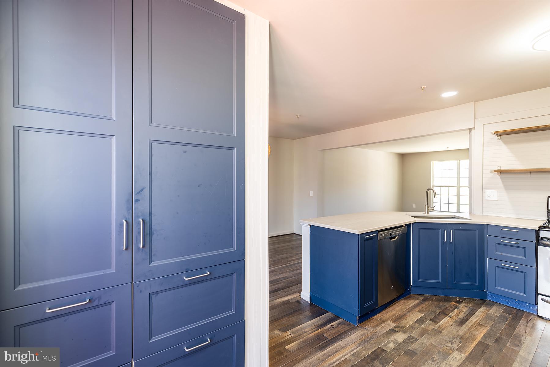 SEVEN OAKS - Residential