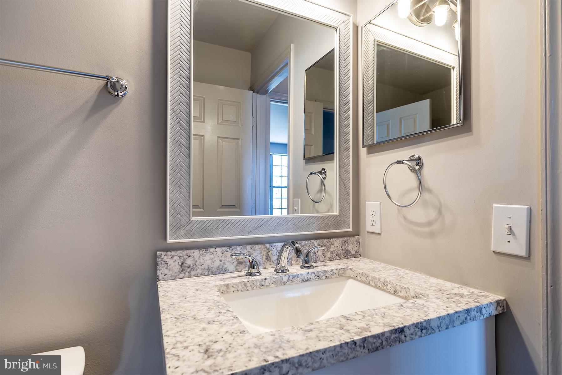 SEVEN OAKS - Residential