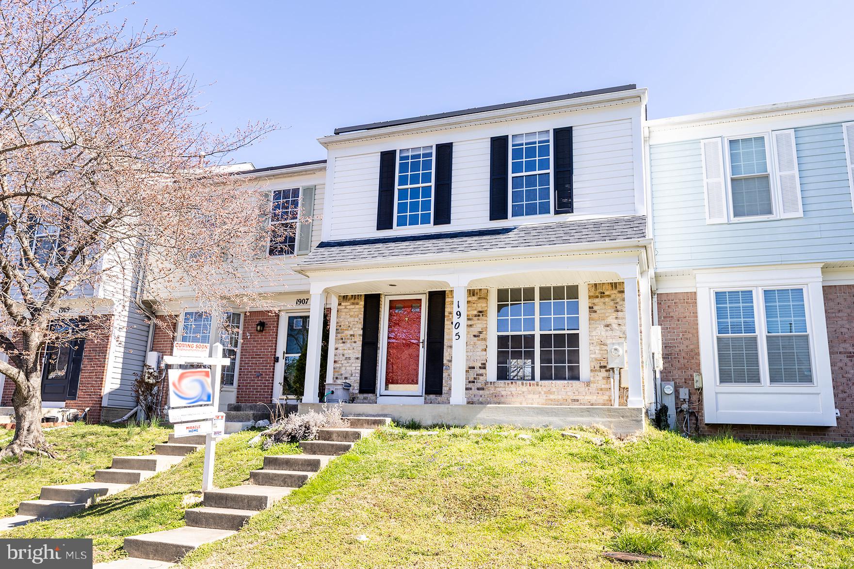 SEVEN OAKS - Residential