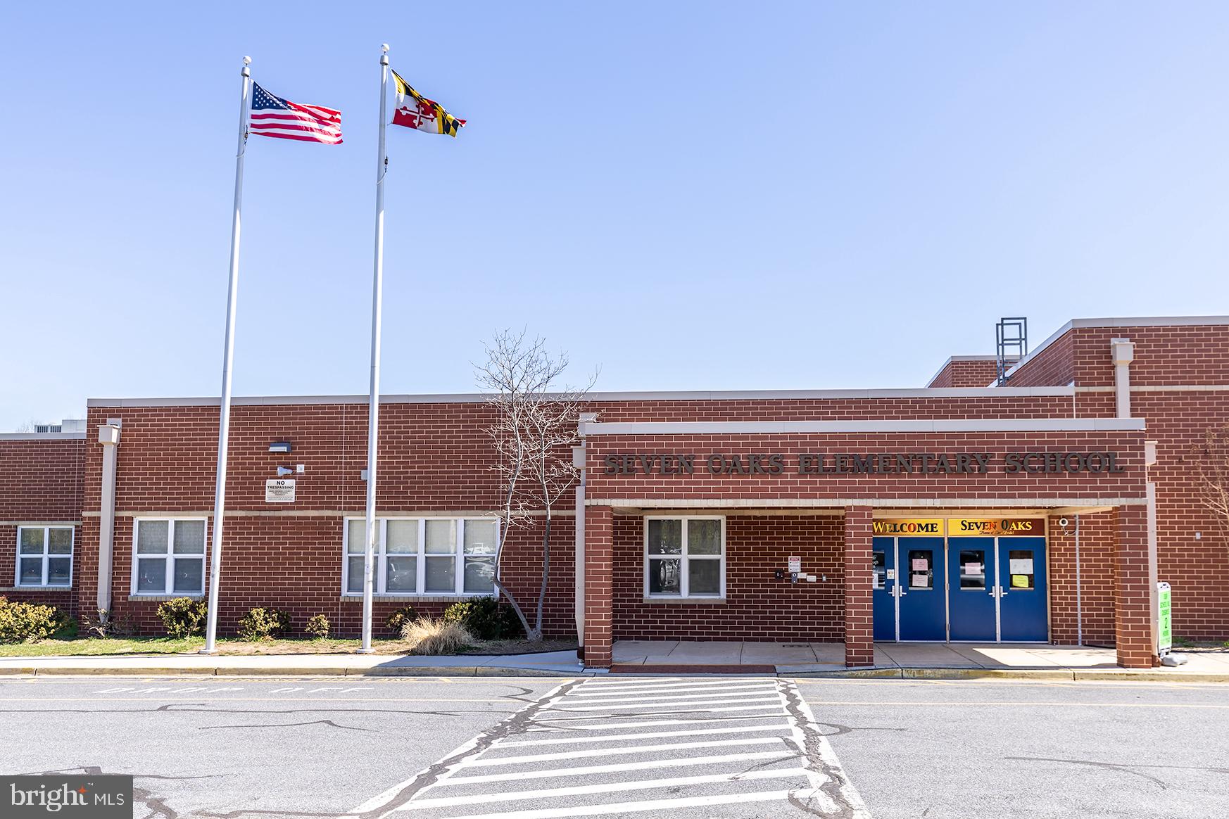 SEVEN OAKS - Residential