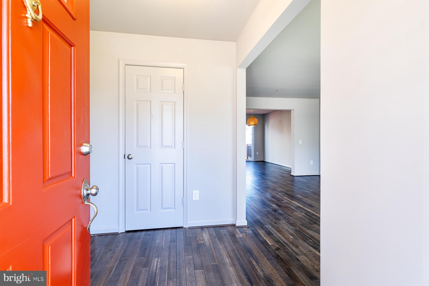 SEVEN OAKS - Residential