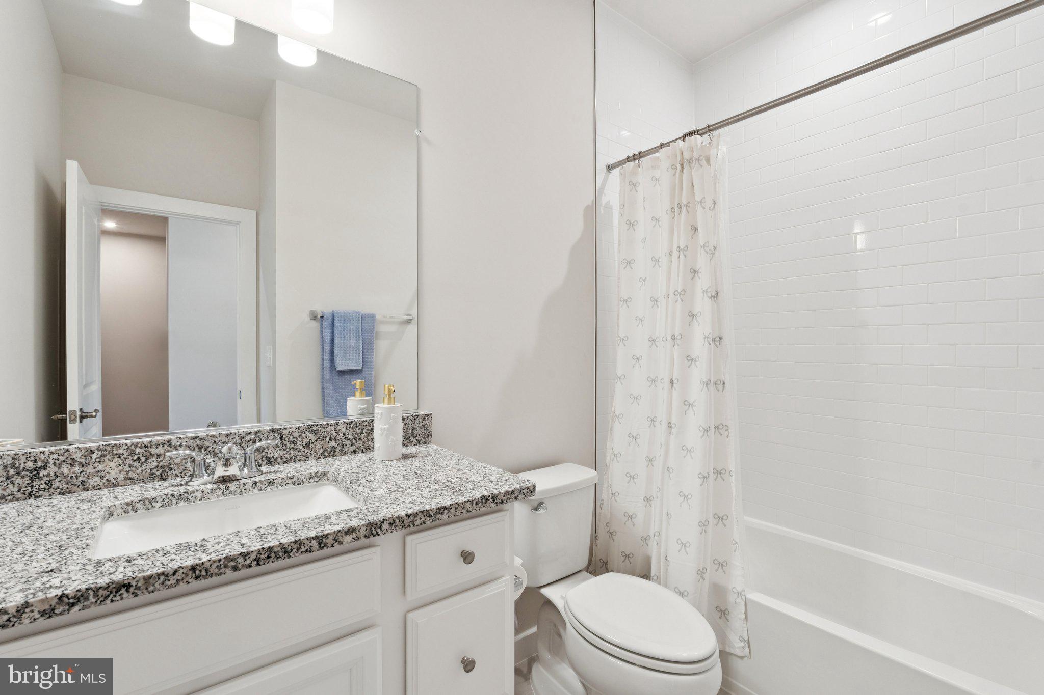 POTOMAC SHORES - Residential Lease