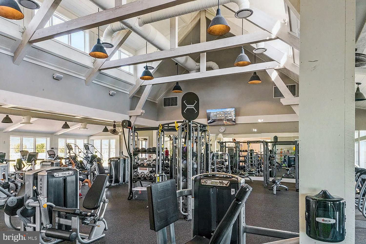 POTOMAC SHORES - Residential Lease