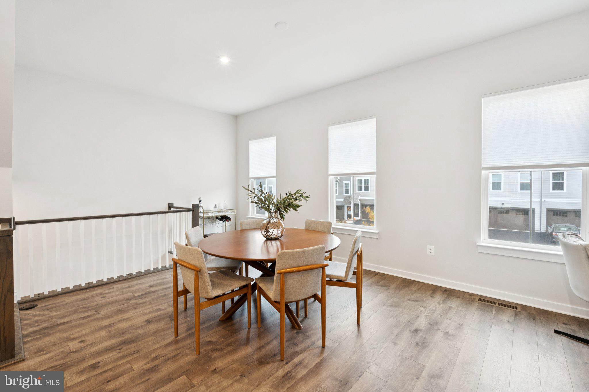 POTOMAC SHORES - Residential Lease