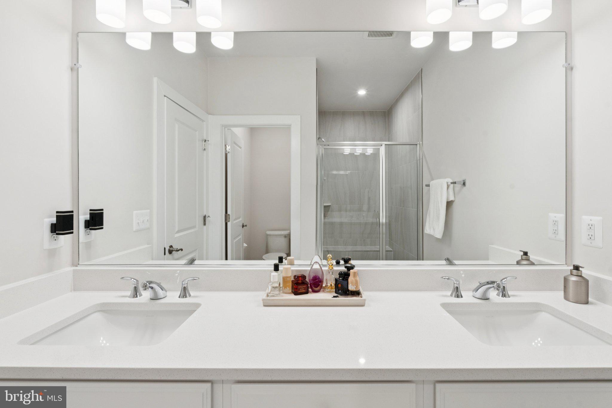 POTOMAC SHORES - Residential Lease