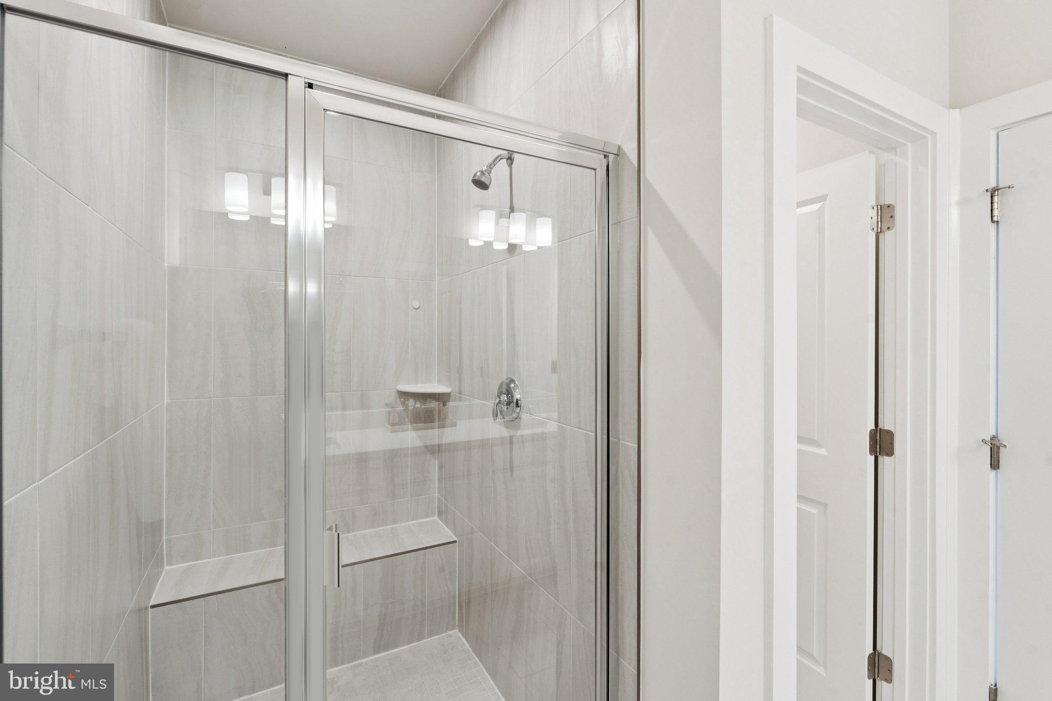 POTOMAC SHORES - Residential Lease