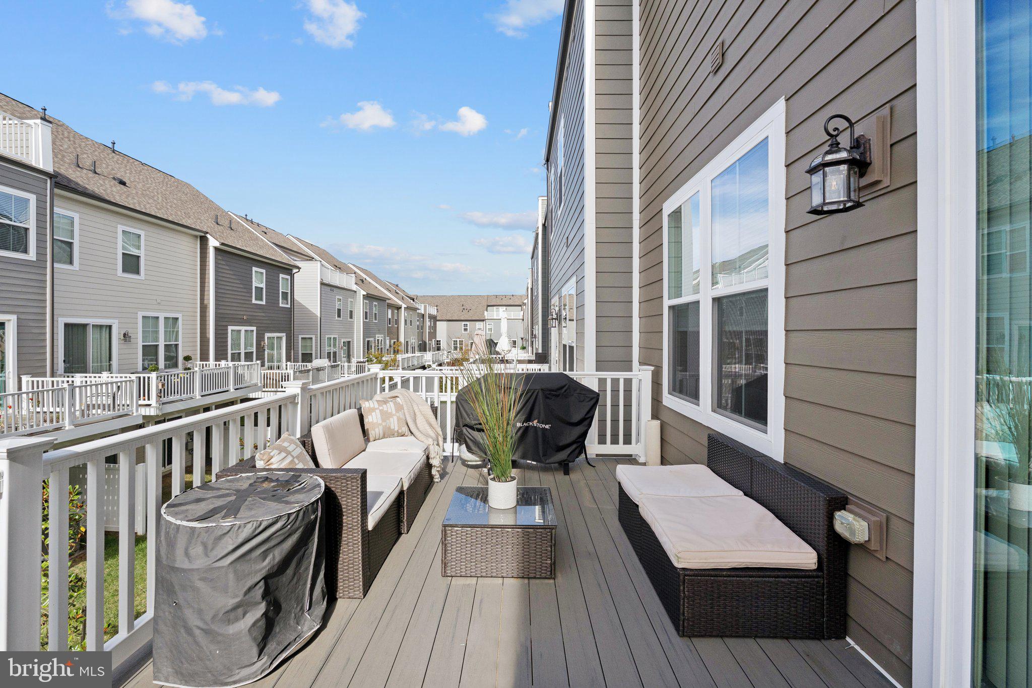 POTOMAC SHORES - Residential Lease