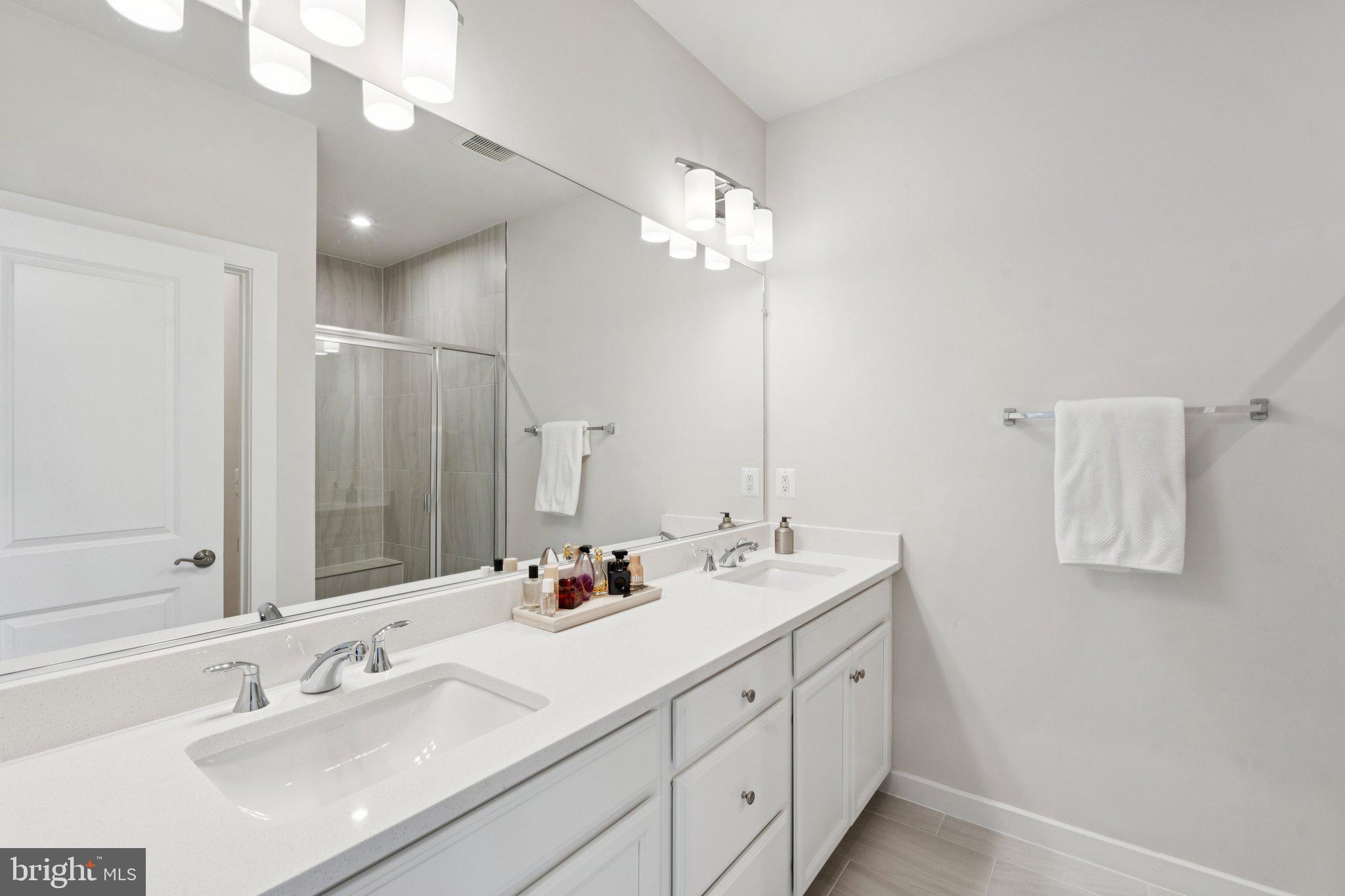 POTOMAC SHORES - Residential Lease