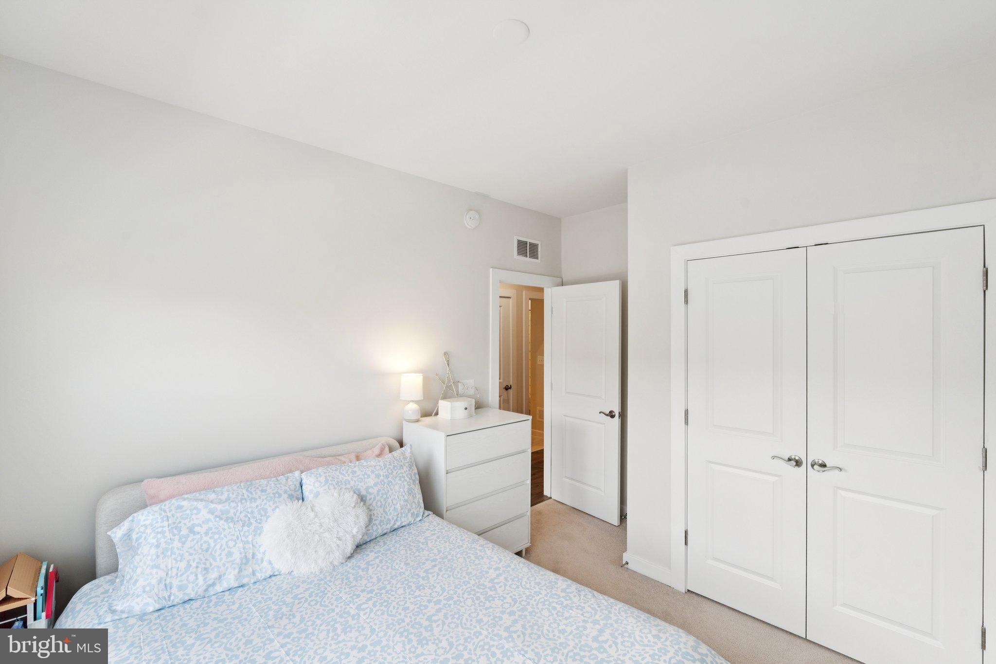 POTOMAC SHORES - Residential Lease