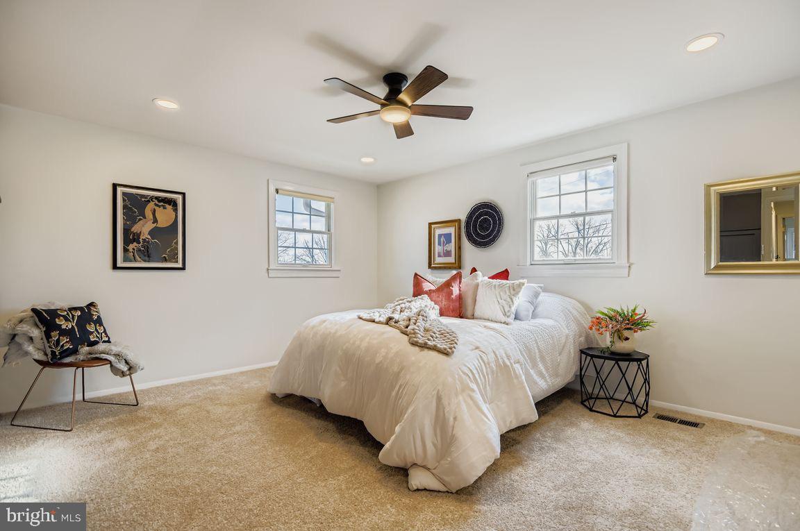 COACHFORD - Residential Lease